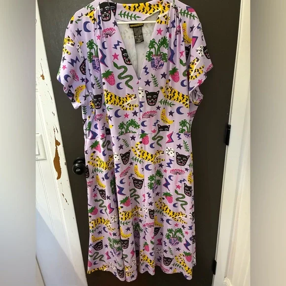 Nooworks 5X CUTE AS HECK Multicolor Graphic Print Dress! - Picture 1 of 4